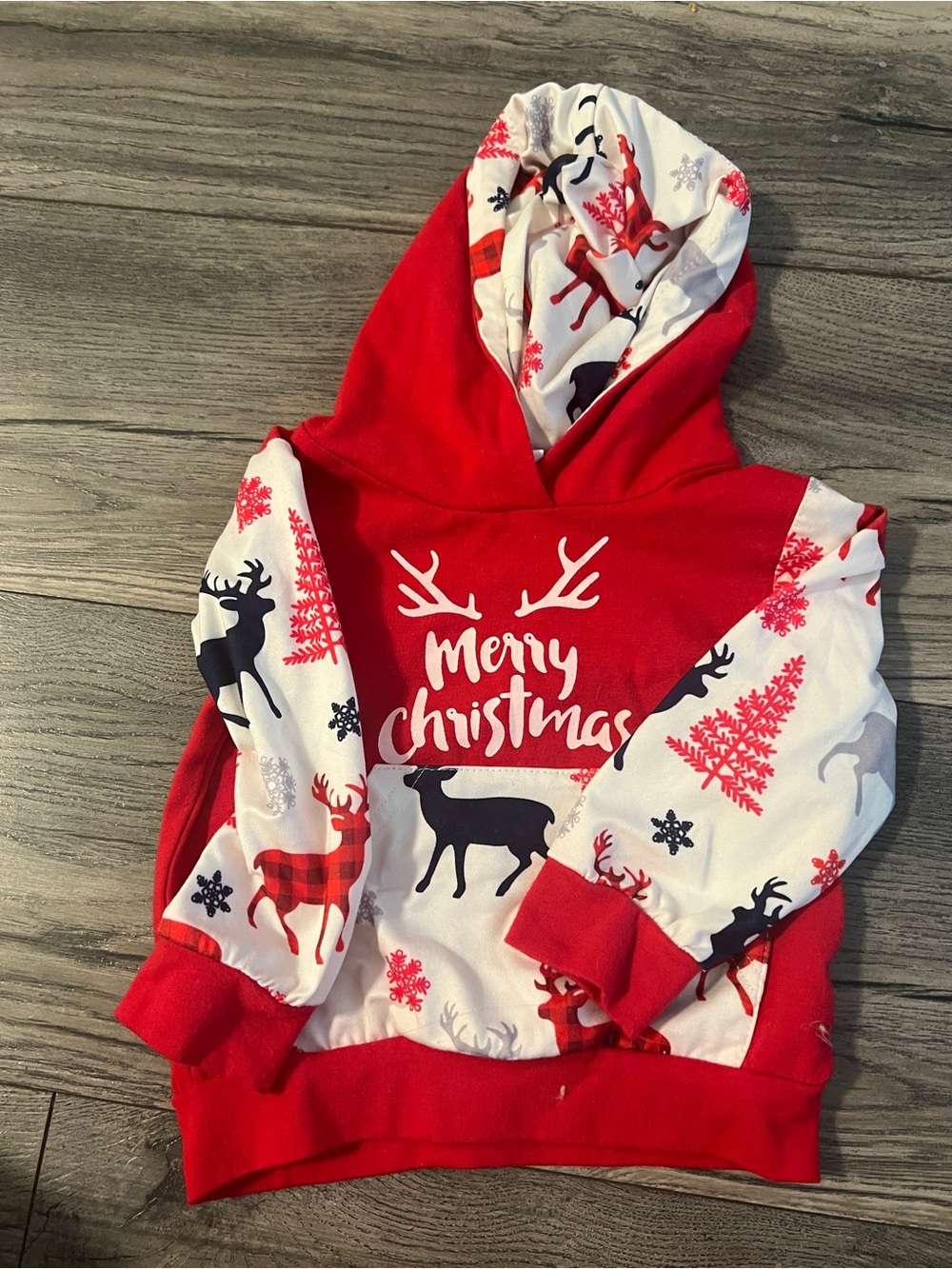 🍁🍂6 FOR $10!! 🍂🍁 Christmas sweatshirt